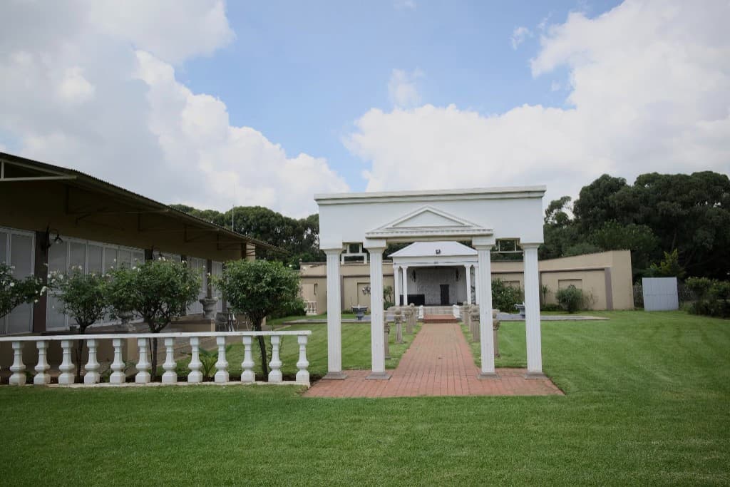 Estate gardens